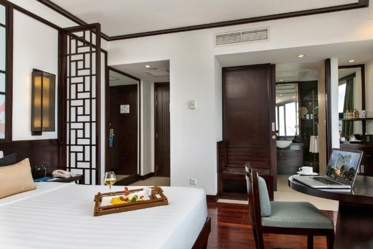 Superior Double Bay View